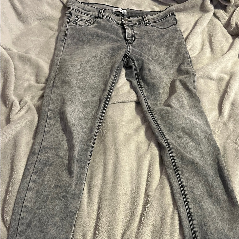 Jordache Women's Gray Skinny Jeans